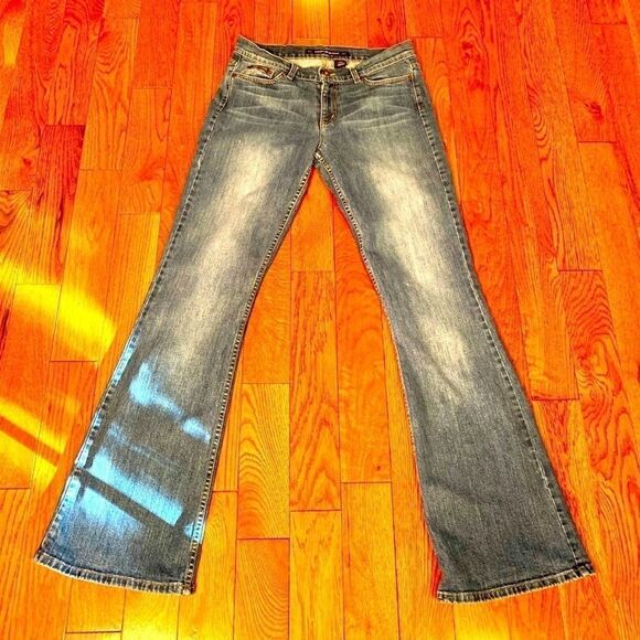 DKNY BOOT CUT SIZE 8 JEANS - Picture 1 of 5